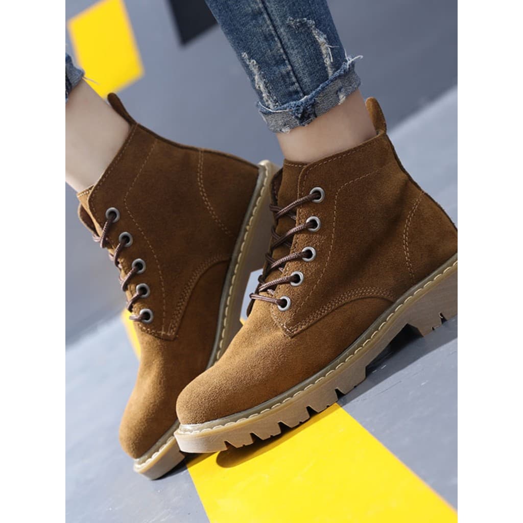 Botas Martin de couro genuíno genuíno Botas gerais Botas femininas da moda Botas curtas casuais Sapatos femininos retrô