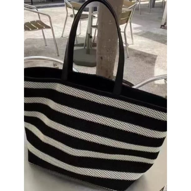 High-End Feel Preto Branco Listrado Sacola Tecido Grande Capacidade Bolsa Feminina de Um Ombro Preguiçosa