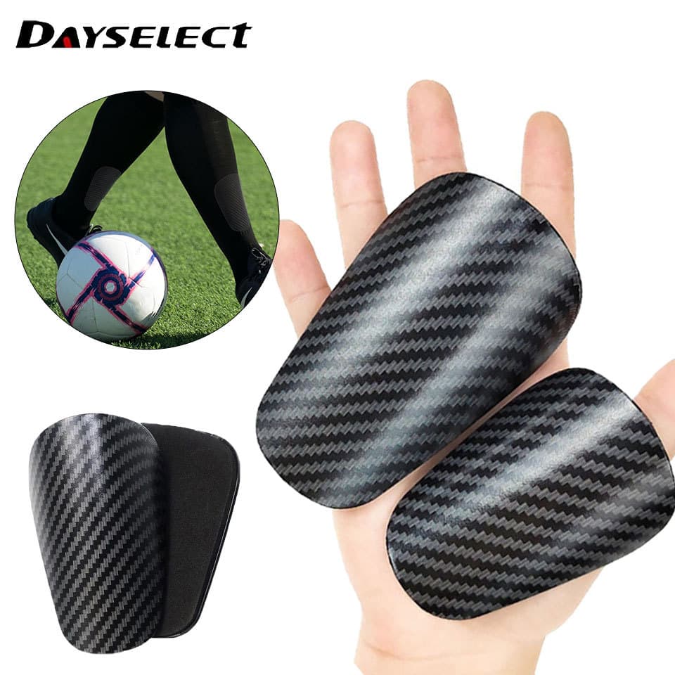 DAYSELECT 1 Par De Placa De Proteção De Caneleiras De Futebol Com Padrão De Carbono Anticolisão Protetor De Panturrilha