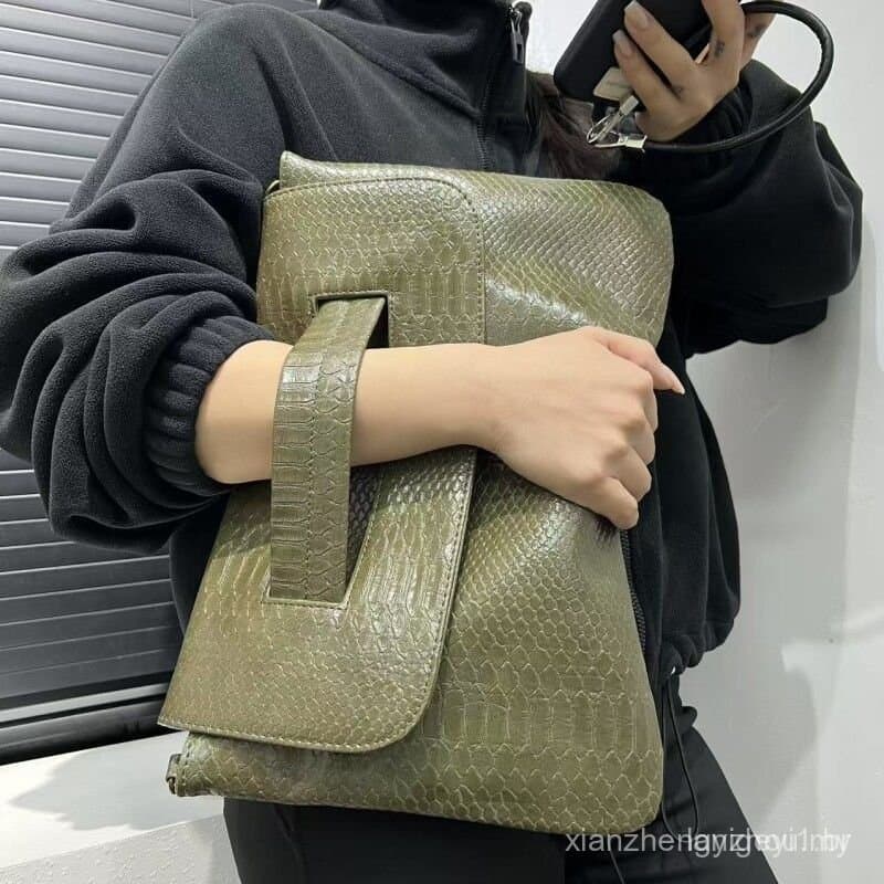 Crocodile Pattern Strap Cover Clutch Bag Large Capacity File Bag Storage Bag Briefcase