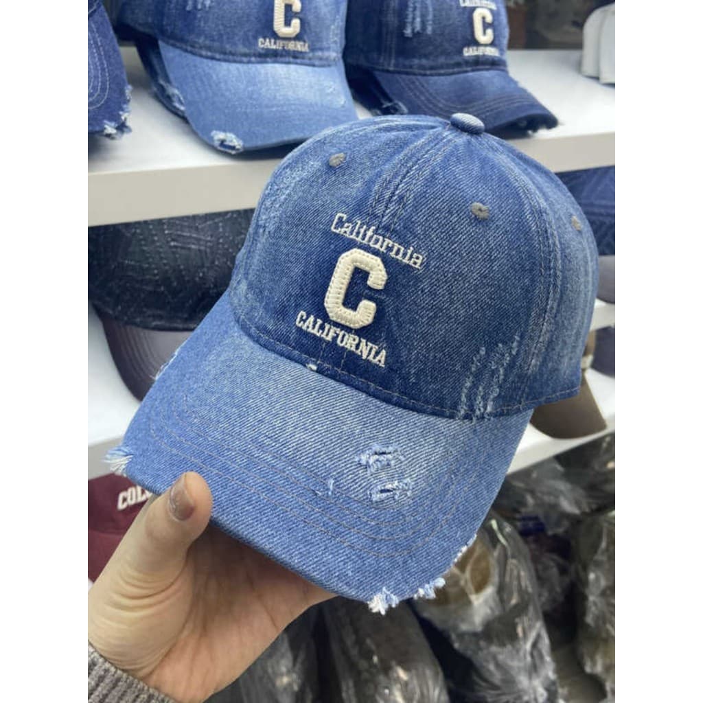 Versão coreana angustiado Denim rasgado chapéu de beisebol feminino primavera verão novo estilo grande circunferência da
