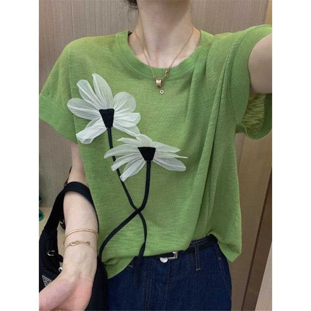 Solto mais magro olhar [40-100kg] Design elegante gelo seda manga curta camiseta feminina verão tridimensional flor topo
