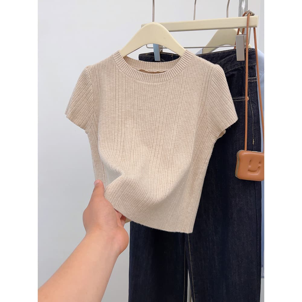 Plus Size feminino em torno do pescoço cor sólida gelo seda de manga curta camiseta feminina verão novo estilo solto cap