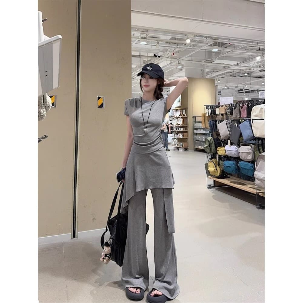 Moda terno em torno do pescoço Irregular manga curta camiseta feminina Design de verão nicho cintura alta calças casuais