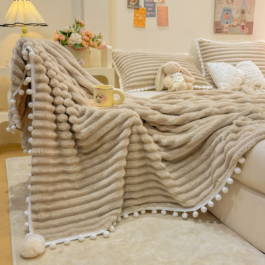 Outono inverno leite Coral velo cobertor colcha cama escritório Nap cobertor sofá cobertor engrossado pequeno em branco