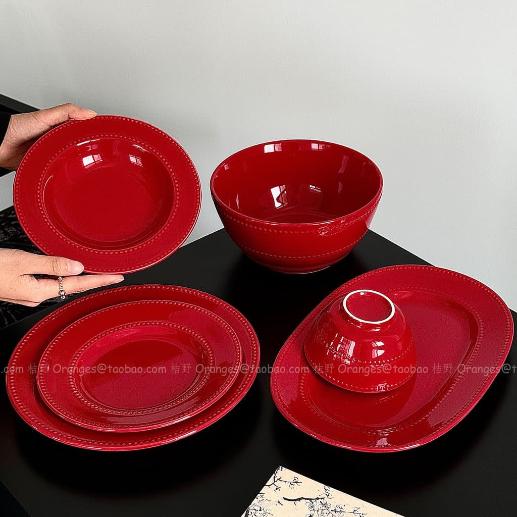 Inauguração de casa nova casa Retro vermelho frisado conjunto de talheres cerâmica pratos domésticos prato comida ociden