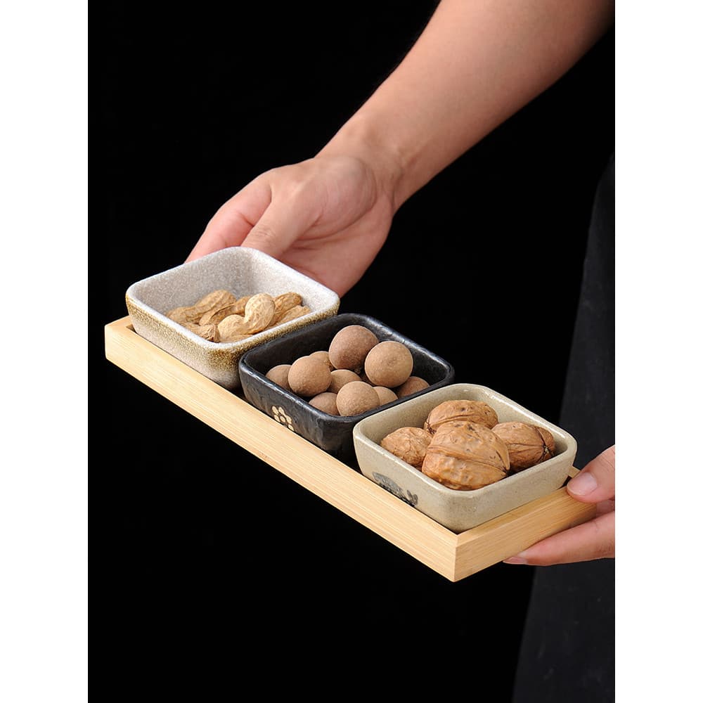 Compartimento de cerâmica Prato de frutas secas Lanches Prato pequeno japonês com bandeja Sala de estar Casa Sementes de
