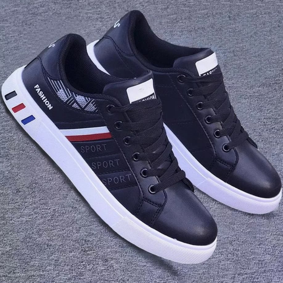 Sapatos masculinos 2025 verão novo estilo respirável tênis versão coreana baixo-topo na moda sapatos brancos masculinos