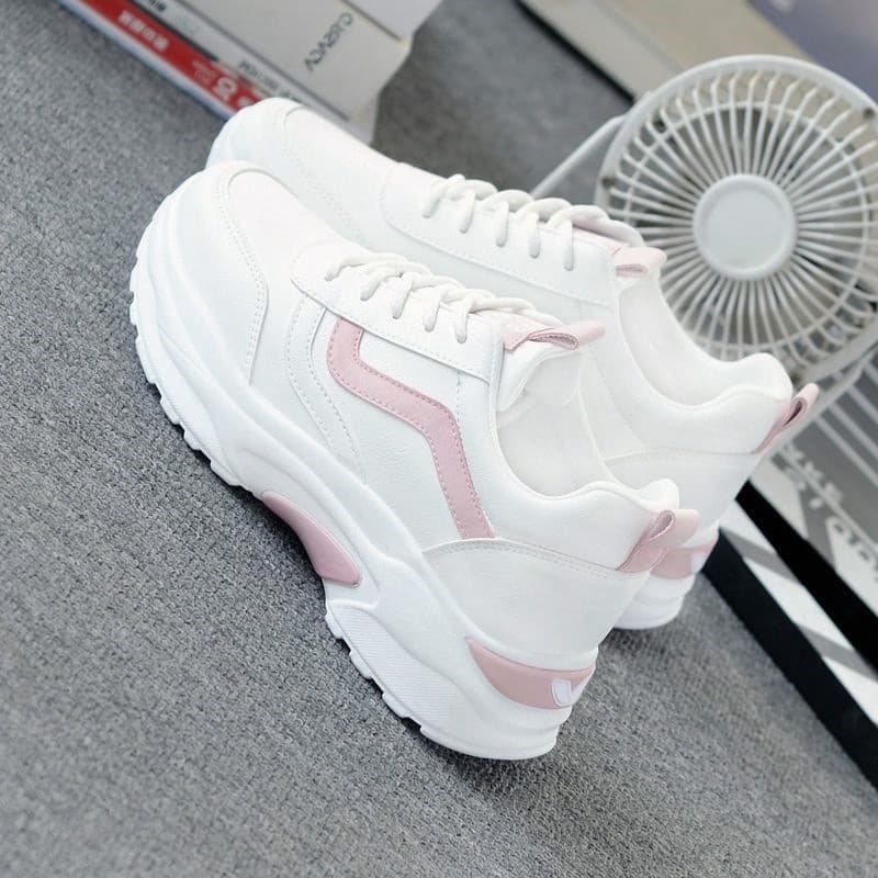 Tênis feminino 2026 primavera verão outono novo estilo sapatos femininos estudante versão coreana de sola grossa papai s
