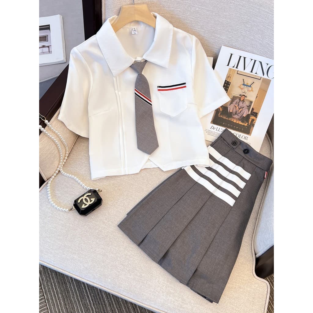 2026 primavera verão novo estilo jk uniforme estilo Preppy camisa de manga curta feminina topo moda terno saia plissada