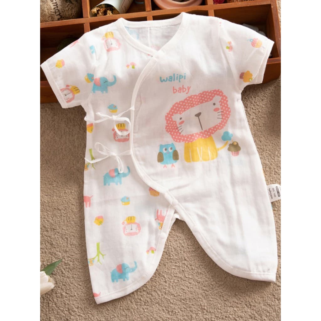 Macacão de meia manga para bebê