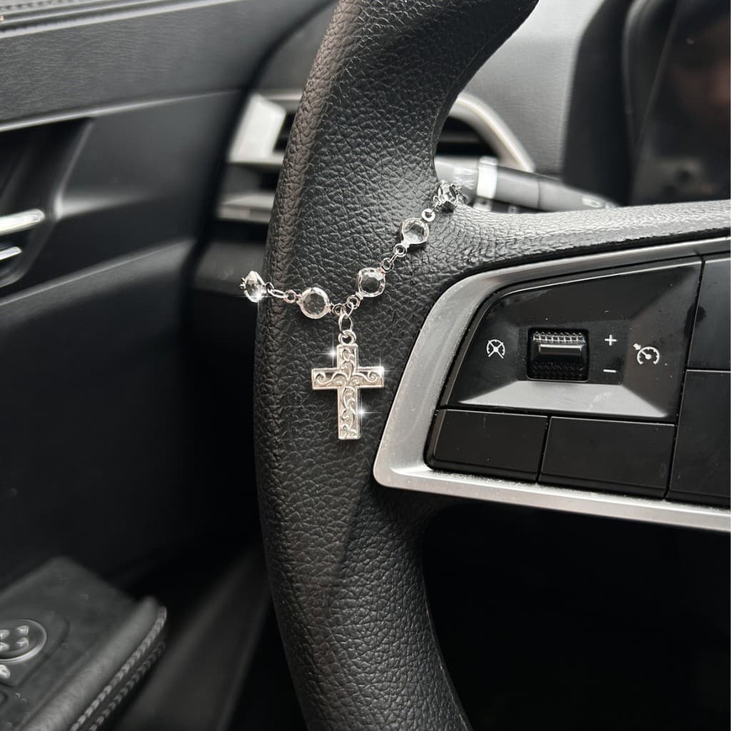 Retro cruz de cristal ornamentos do carro volante do carro decoração corrente luz luxo interior do carro pingente acessó
