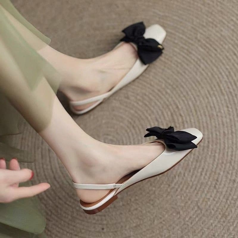 Moda arco-toe sandálias femininas verão novo estilo All-Match volta cinta vazia de salto baixo plana suave estilo noite