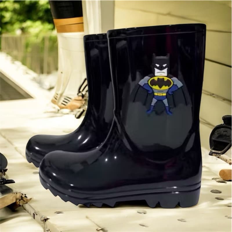 Galocha Infantil Masculina Batman – Bota de Chuva Cano Alto, Impermeável, Leve e Antiderrapante | Menino Herói DC