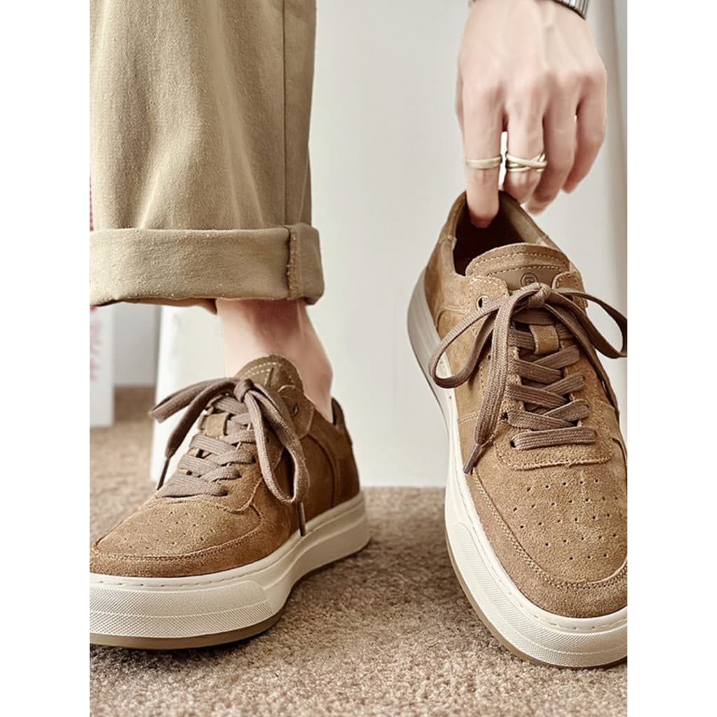 Sapatos masculinos 2023 novo estilo sapatos de couro casuais sapatos da moda camurça baixo-topo esportes couro genuíno s
