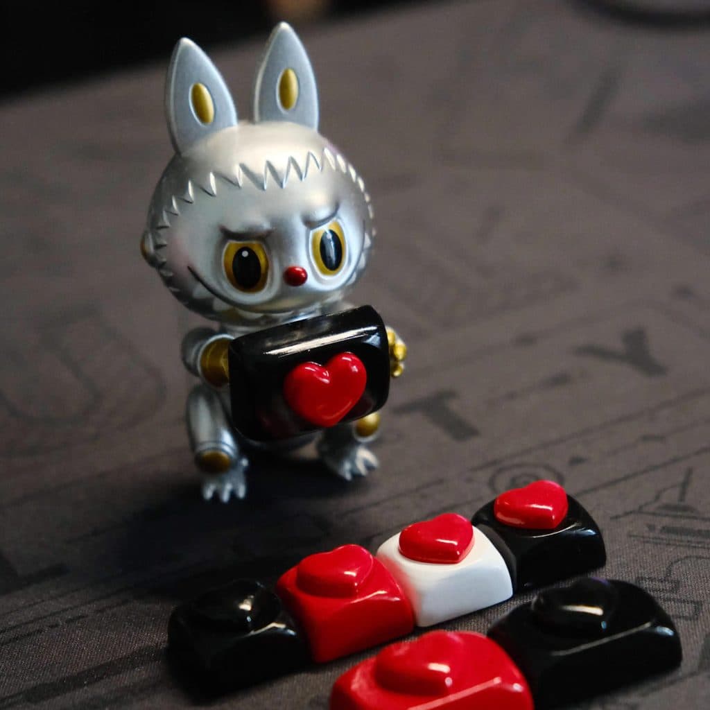 Foguete martelo conjunto externo gordinho coração único keycap único teclado mecânico keycap eixo cruz keycap amor keyca
