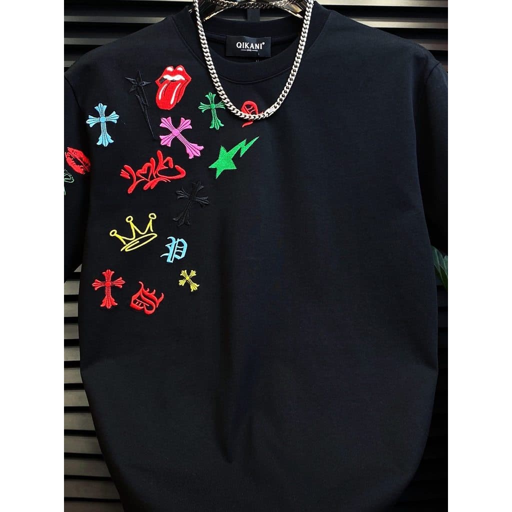 Rua estilo Casual pesado camiseta de manga curta das mulheres dos homens solto cruz quente diamante preto topo bordado e