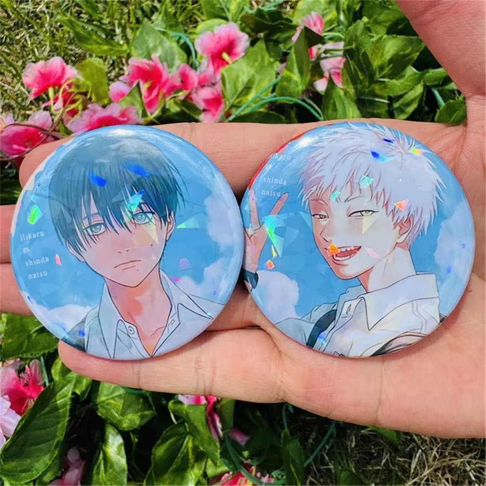 58mm Anime O Verão Hikaru Morreu Tsujinaka Yoshinori Cosplay Traje Crachá Pino SPTE Folha De Flandres Broche Prop Presen