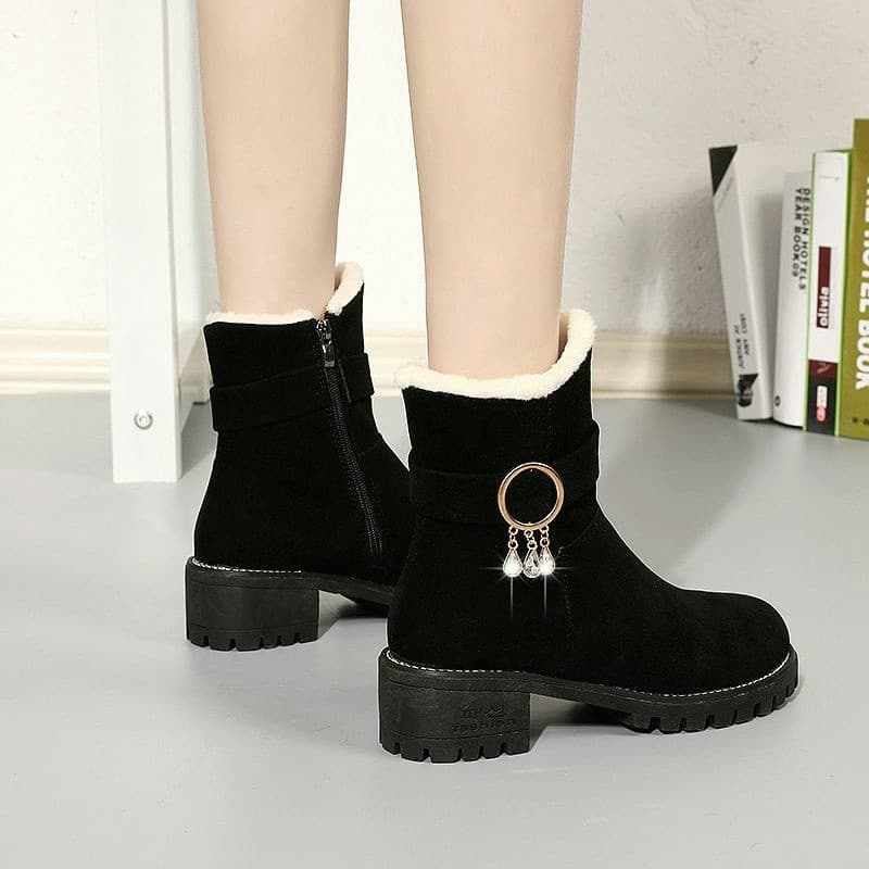 Botas de neve femininas inverno engrossado 2026 novo estilo Casual velo fosco antiderrapante salto grosso tubo médio que