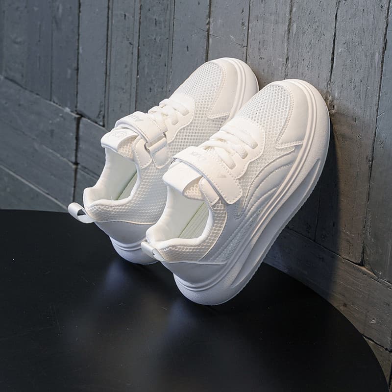 2025 novo estilo sapatos esportivos infantis meninos meninas sola macia médio grande malha infantil respirável antiderra