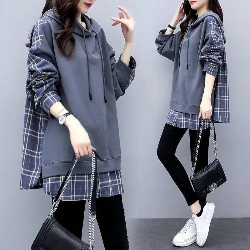 Moda 2026 primavera novo estilo Plus Size roupas de primavera femininas soltas com capuz de comprimento médio falso mole