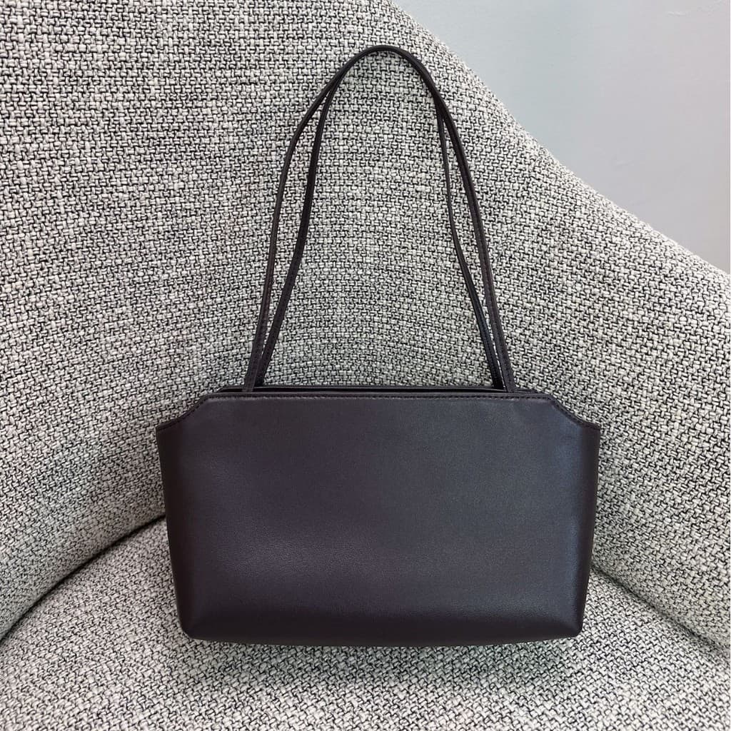 Bolsa feminina bolsa nas axilas bolsa de mão minimalista bolsa de ombro interior exterior pele de carneiro couro macio c