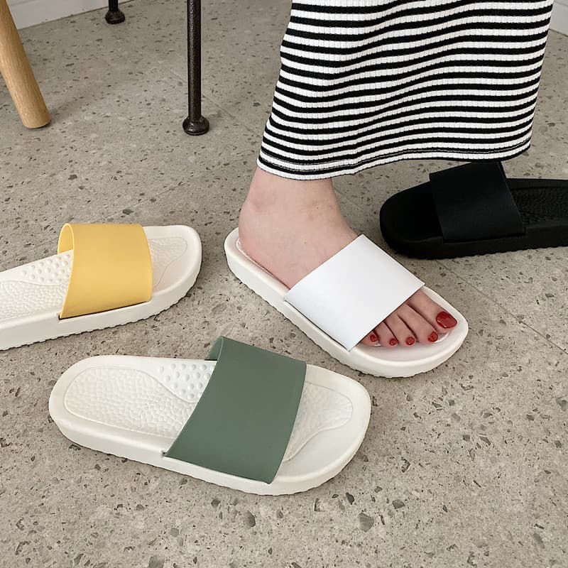 2020 versão coreana novo estilo casa sapatos ins simples Casual interior banheiro plana estudante chinelos senhoras anti