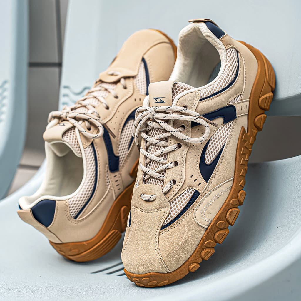 Sapatos masculinos de treinamento alemão 2026 novo estilo verão respirável antiderrapante sola macia leve viagem esporte