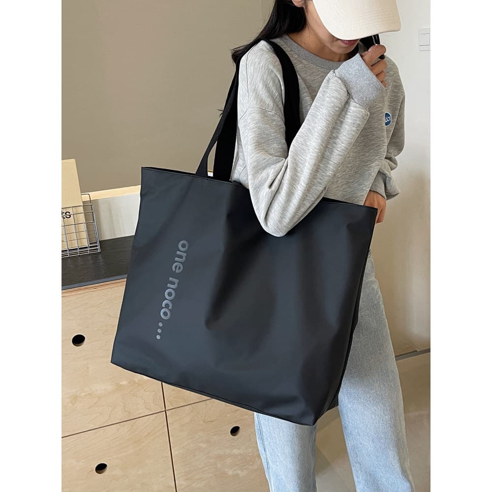 Grande capacidade Commuter sacola feminina 2026 novo estilo moda All-Match bolsa leve à prova dwaterproof água simples b