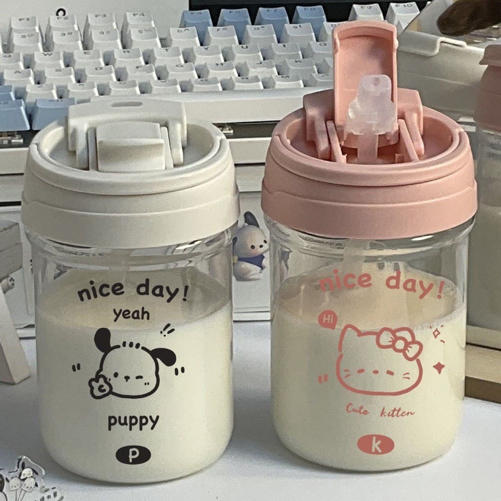 Sanrio 450ml Copo Duplo Pachacco Kitty Garrafa De Água De Plástico De Dupla Finalidade Portátil Copos De Palha Para Cria
