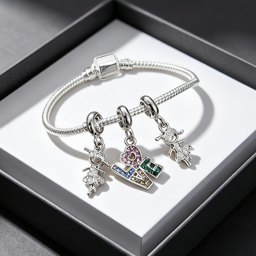 Pulseira com acabamento em prata S925 LOVE e meninos e meninas