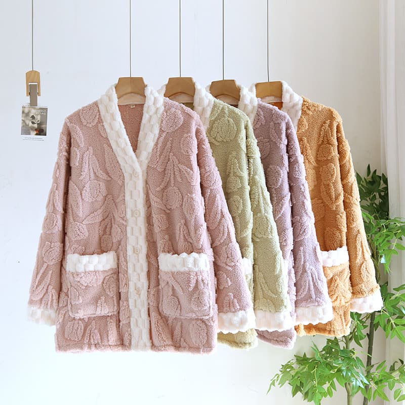 Pijamas topos de peça única feminino estilo inverno Coral velo mais velo engrossado exterior Wear casa flanela inverno r