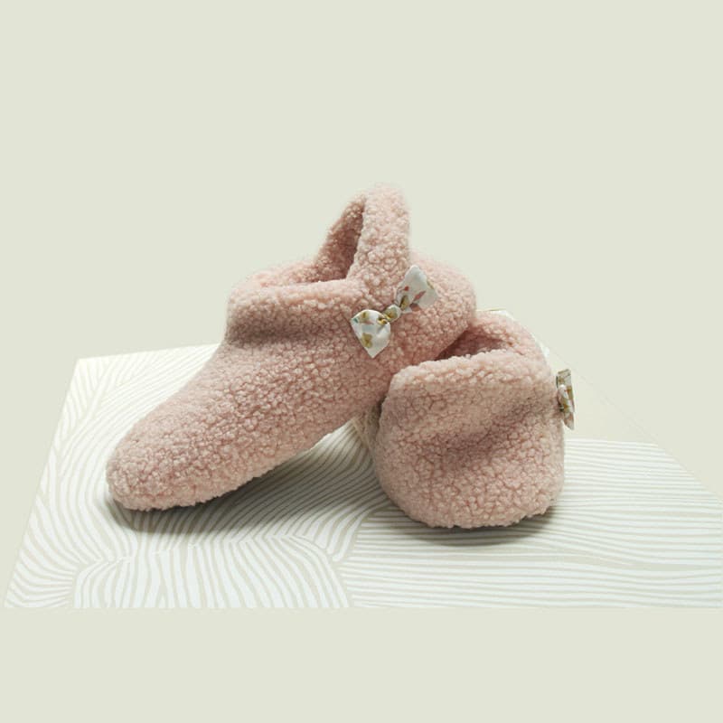 Chinelos de lã de cordeiro feminino estilo japonês outono inverno confortável calor silencioso impermeável antiderrapant