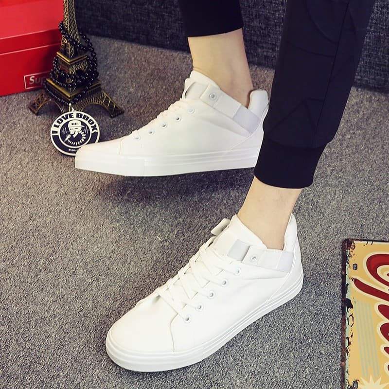Primavera sapatos brancos de alta qualidade sapatos masculinos versão coreana na moda juventude sapatos casuais Mid-top
