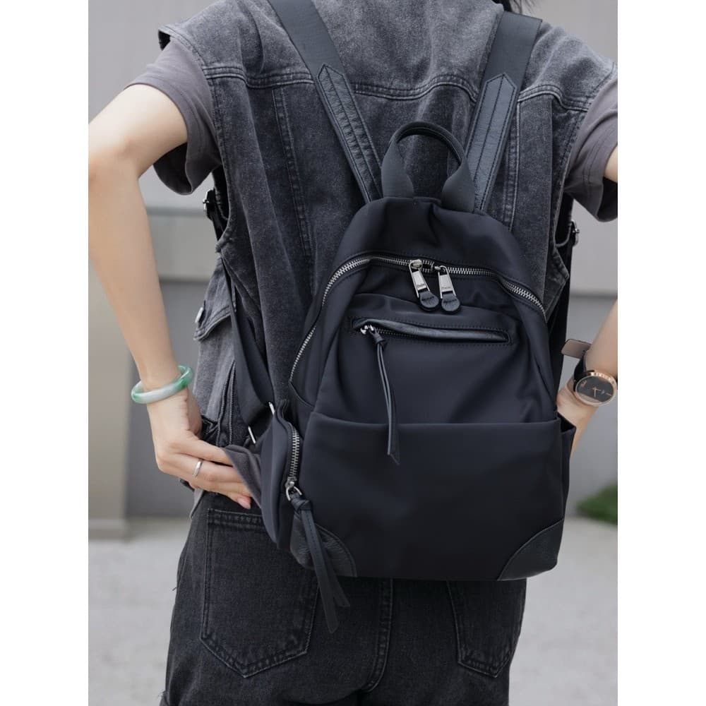 High-End sentimento importado à prova dwaterproof água náilon pano mochila feminina versão coreana moda na moda lazer mo
