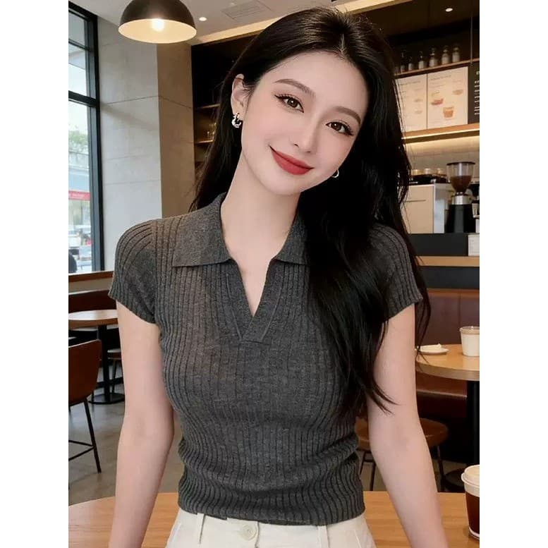 Suave estilo coreano gola polo manga curta de malha camiseta feminina 2026 verão novo estilo Formal ombro mais magro olh