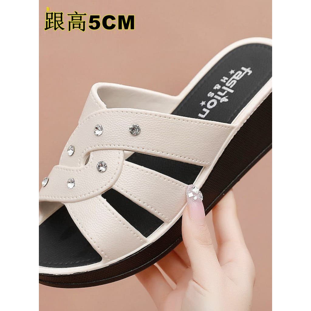 2022 novo estilo chinelos femininos de sola grossa de salto alto aumentado verão versão coreana exterior usar sola macia