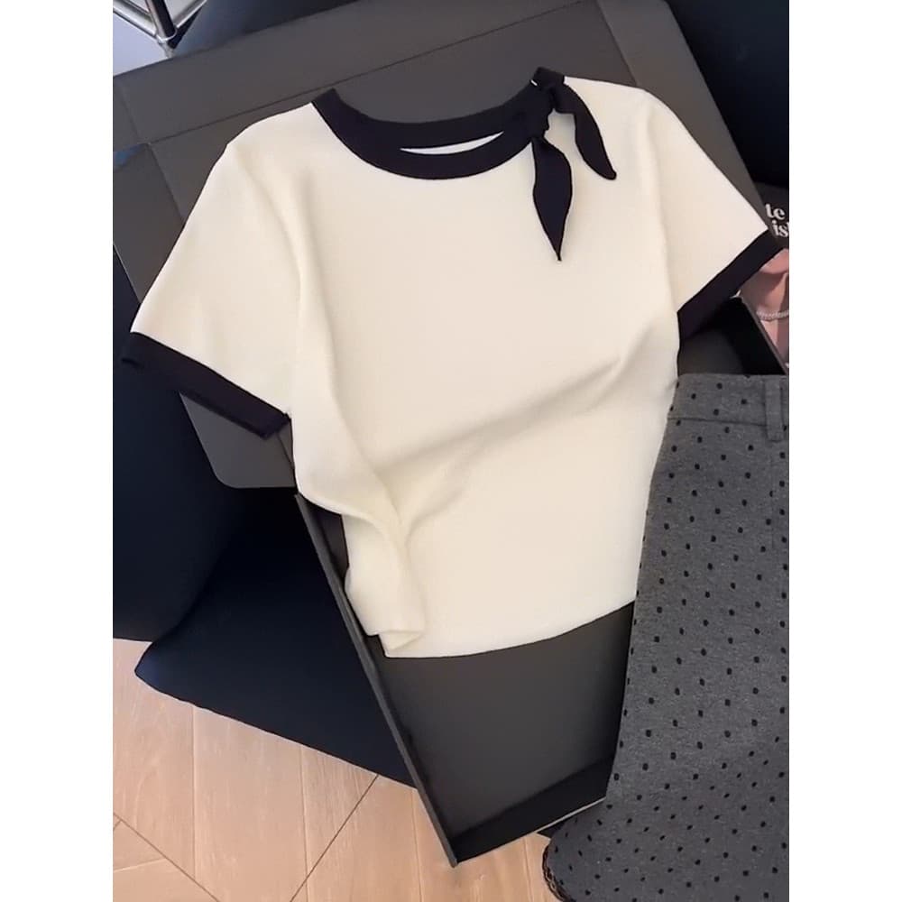 Solto mais magro olhar [40-100kg] Design arco amarrado topo feminino verão chique contraste cor camiseta de manga curta
