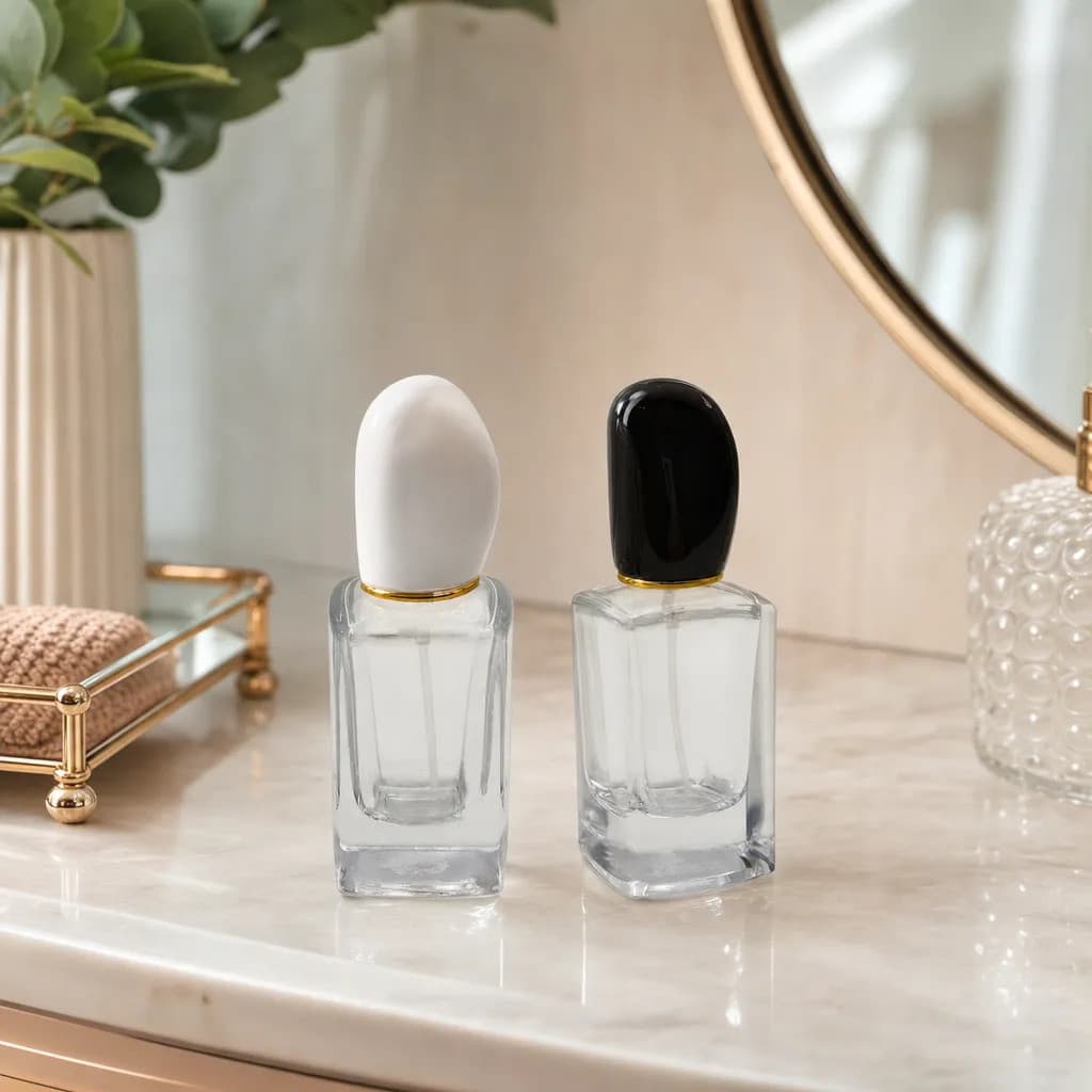 Frasco Porta Perfume 30ml Vidro Tampa Plástico Preto Branco