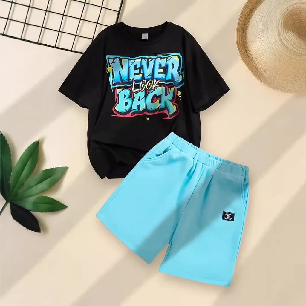 Conjunto de camiseta de manga curta e shorts para meninos, estilo novo de verão, conjunto casual de duas peças de alta q