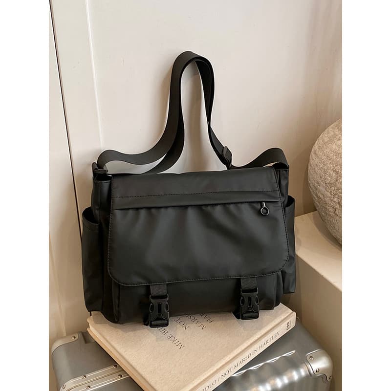 Bolsa mensageiro feminina 2026 novo estilo bolsa feminina ferramentas estilo funcional grande capacidade trabalho Commut