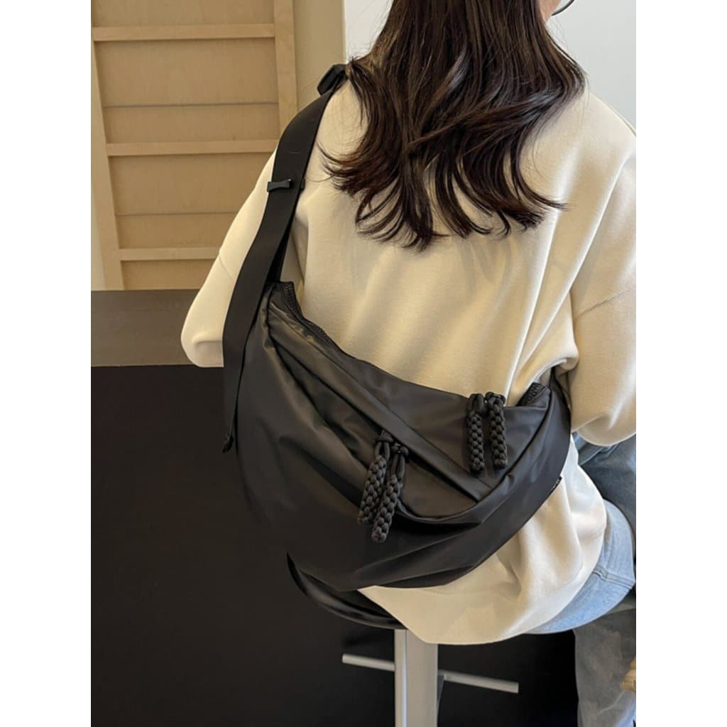Bolsa mensageiro feminina 2026 novo estilo mochila de grande capacidade homens homens saco de bolinho de um ombro ciclis