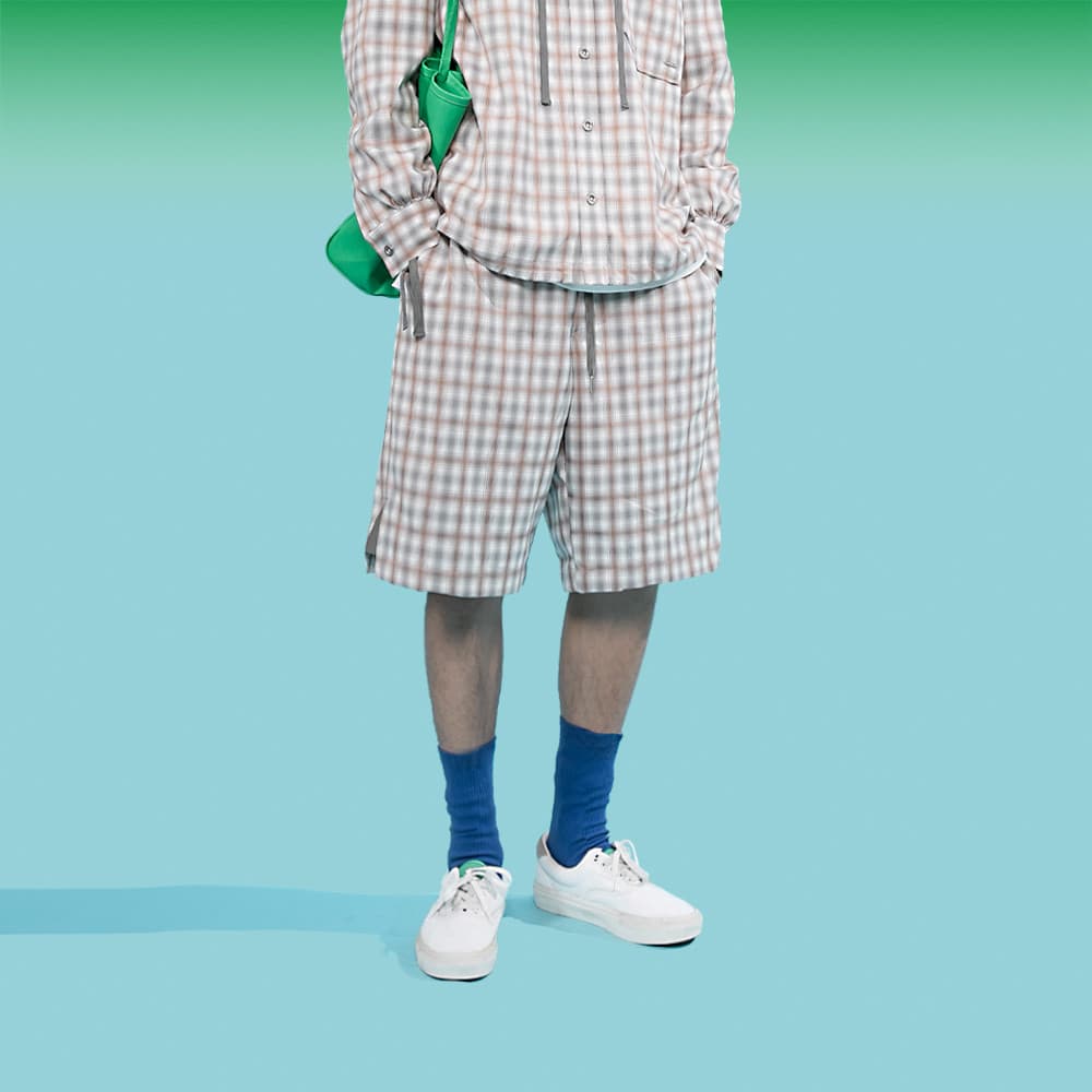[249 Yuan Escolha 3 peças] Primavera Verão Camadas Mix Match Estilo Britânico Geral Retro Cordão Verificado Shorts Mascu