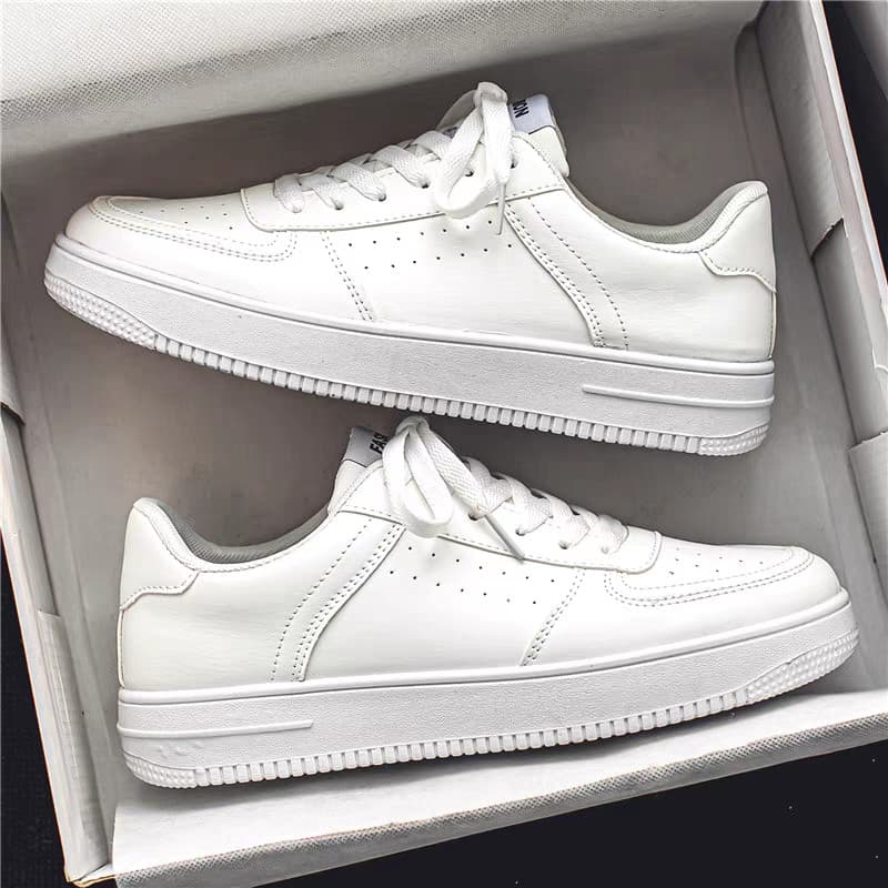 Sapatos masculinos 2026 verão minimalista sapatos brancos das mulheres dos homens All-Match tênis casuais rendas respirá