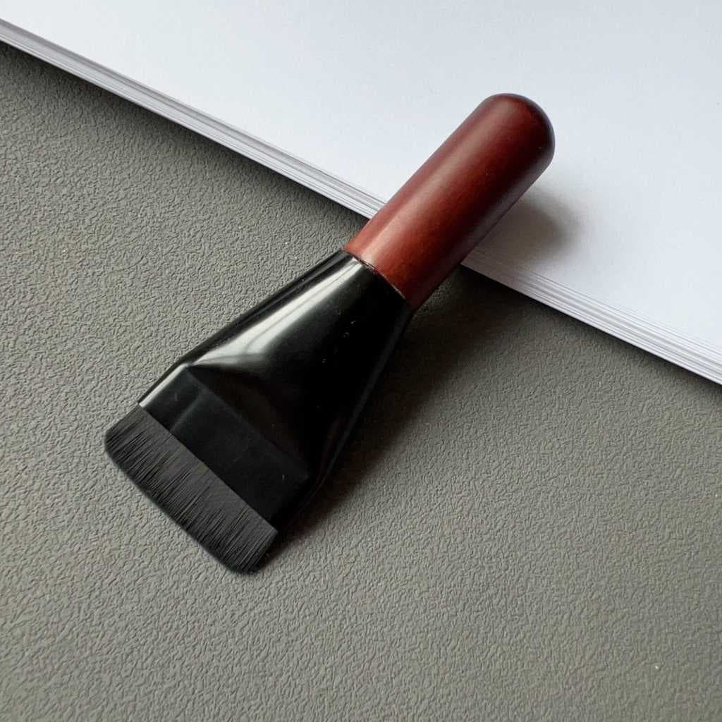 Cangzhou mini pincel de maquiagem sem costura portátil mini pincel de base de cabeça plana sem ferramenta de maquiagem e