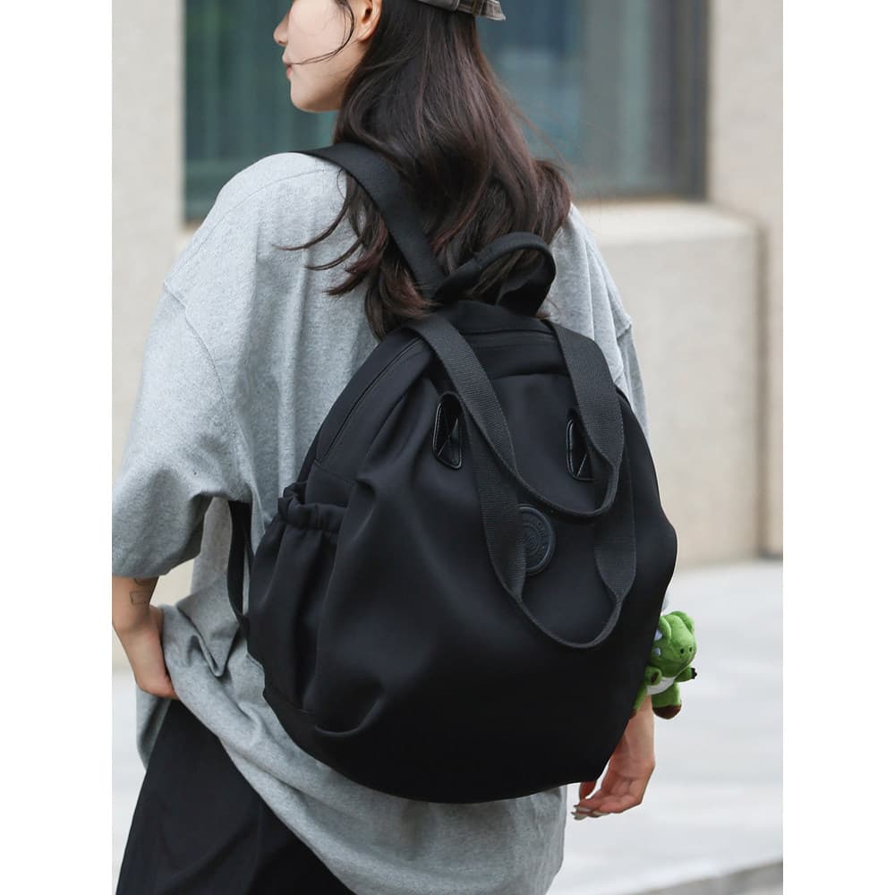 Grande capacidade leve mochila 2025 novo estilo na moda bolsa ins na moda bolsa feminina All-Match um ombro grande saco