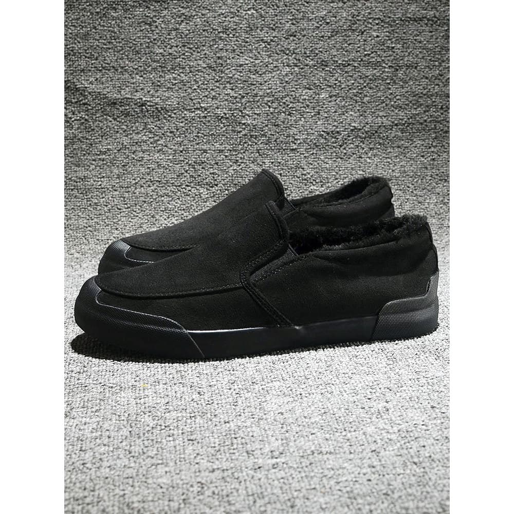 W Sapatos de pano de inverno respiráveis Slip-On preguiçosos sapatos casuais forro de lã sapatos de algodão quente mascu