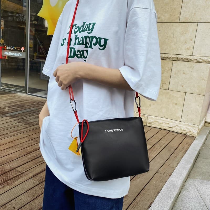 Street Wear bolsa de ombro masculino ins All-Match Design de moda sentido saco do mensageiro estilo casal Commuter peque