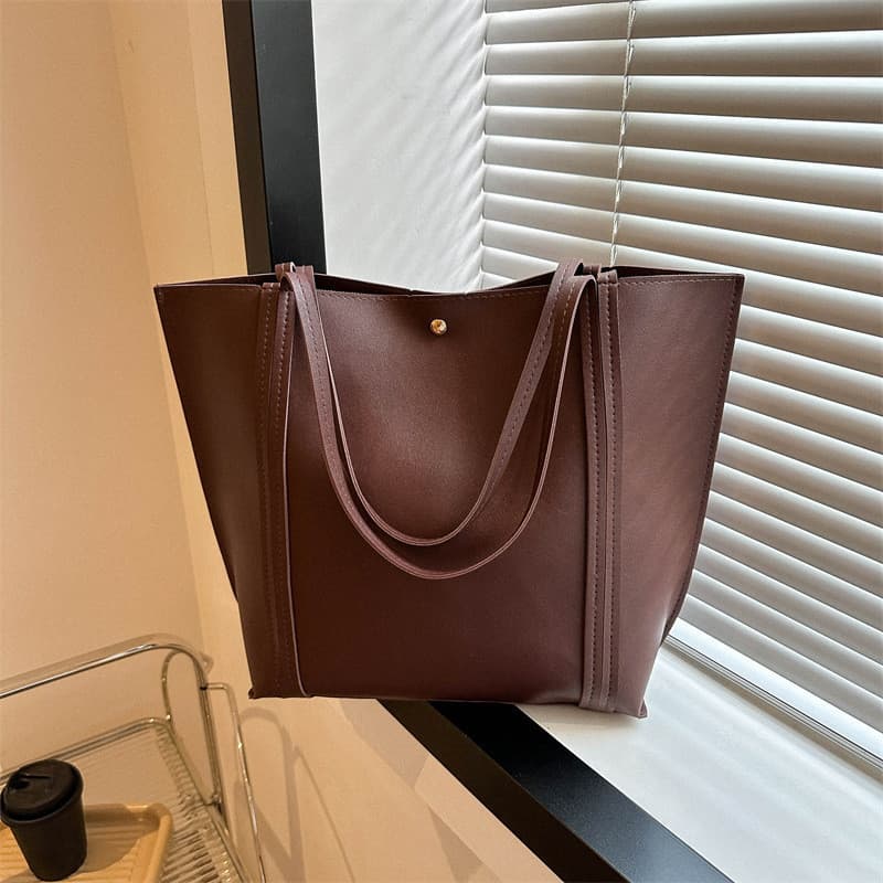 Saco 2024 outono inverno novo estilo coreano couro macio grande capacidade axilas saco estilo preguiçoso All-Match estud