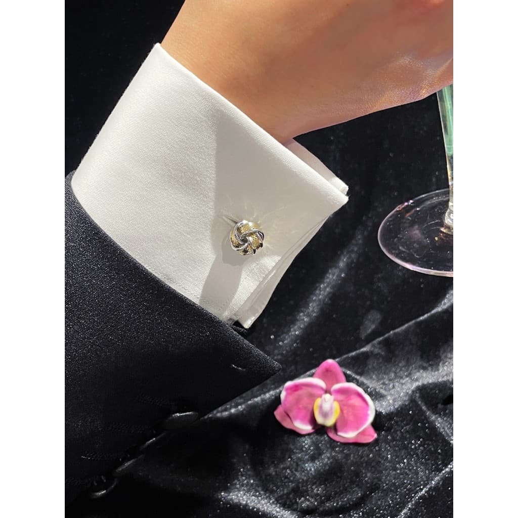 Abotoaduras embelezamento ouro prata torção Design abotoaduras masculinas cavalheiro combinando estilo de moda simples